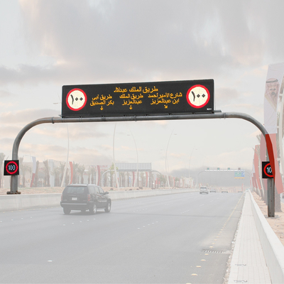 Écran actionné solaire de remorque de la signalisation LED d'EN12966 25mm VMS