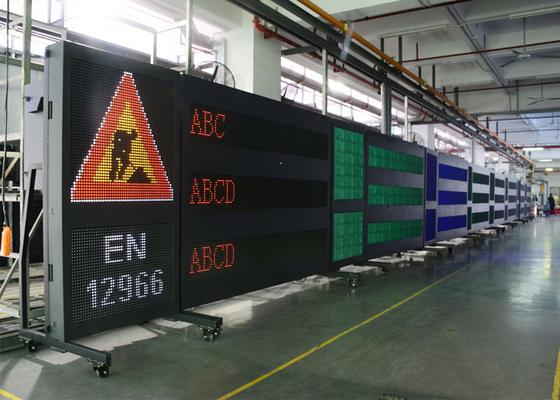 Le message variable électronique signe l'affichage du trafic de LED pour des ponts de tunnels d'autoroutes