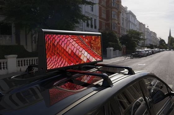 Le toit extérieur de taxi de SMD P2 affichage à LED l'écran de publicité supérieur de la voiture IP65