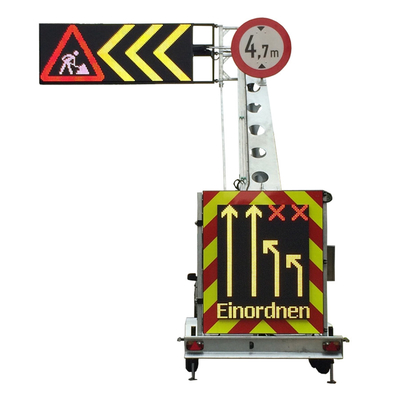 La remorque mobile de véhicule de signes de publicité P16 a monté l'affichage à LED