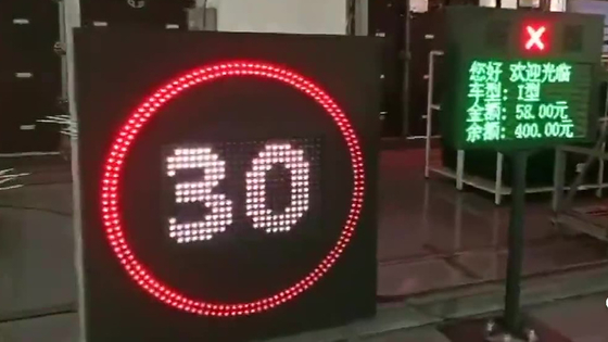 les puces de 5mm PLONGENT la table des messages d'avertissement du trafic de limitation de vitesse de LED VMS
